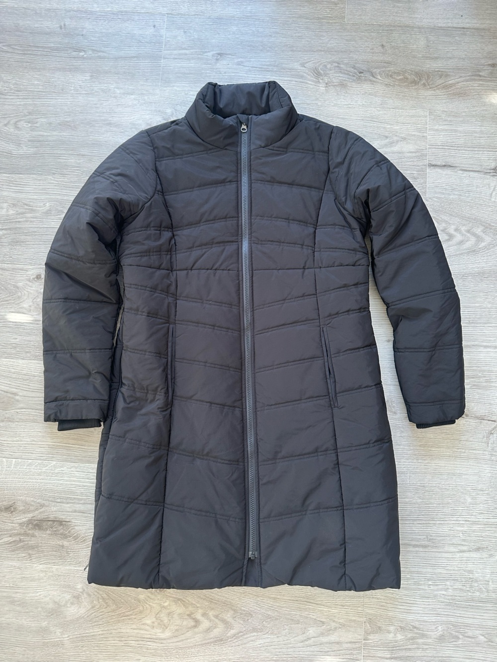 Motherhood Maternity Expandable Black Puffer Jacket Coat Size Medium